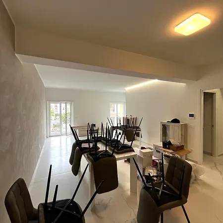 Seaside Beacon Apartment *