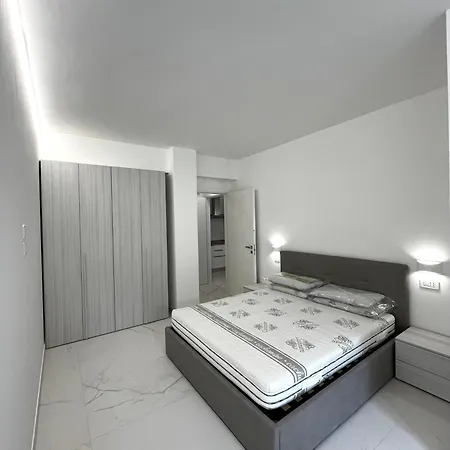 Seaside Beacon سان بنيديتّو ديل ترونتو