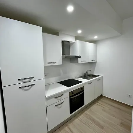 Seaside Beacon Apartment *
